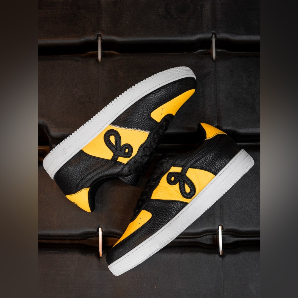 GF-01 'Black/Yellow' Sneakers